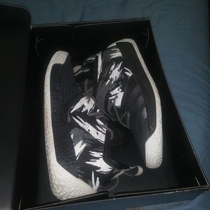 Harden 2s (Traffic Jam) Size 10.5